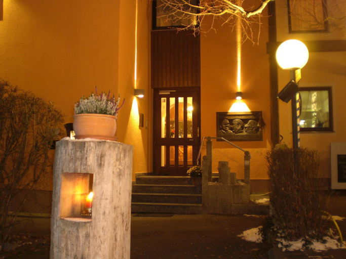 Others 4, Gasthof Frohlich, Pfaffenhofen an der Ilm