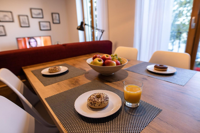 Others 5, Postcard City Apartments, Maribor