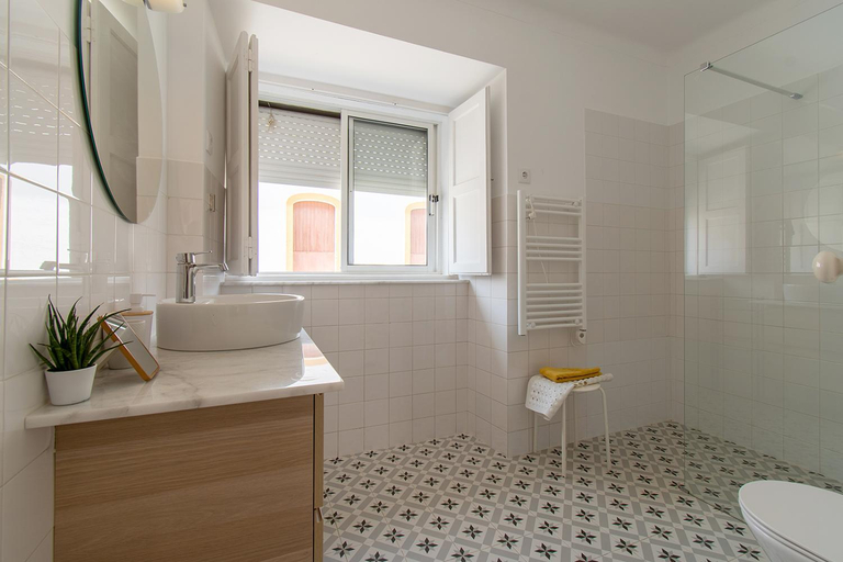 Bathroom 2, Guadiana River Apartment, Vila Real de Santo António
