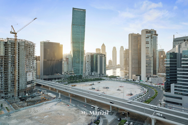 Others 5, 2BR w Canal & Burj View Near Dubai Mall, Dubai