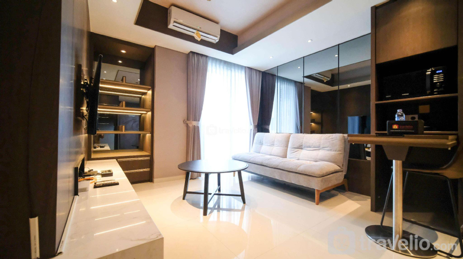 Others 3, Modern 2BR at Grand Sungkono Lagoon By Travelio, Surabaya