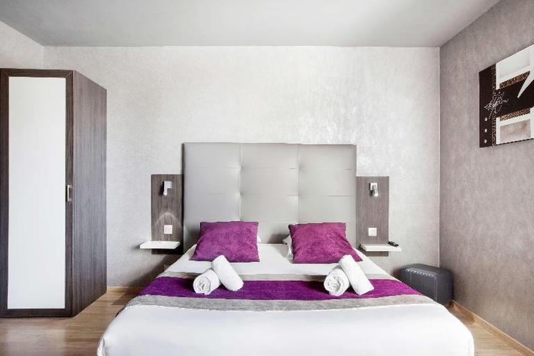 Bedroom 26