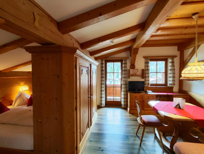 Bedroom 2, Hotel Gut Kramerhof, Kitzbühel