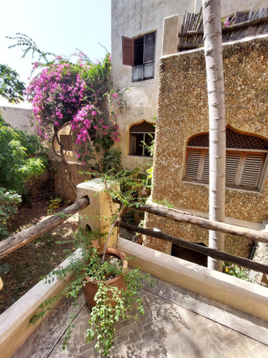Others 4, Samaki House, Lamu West