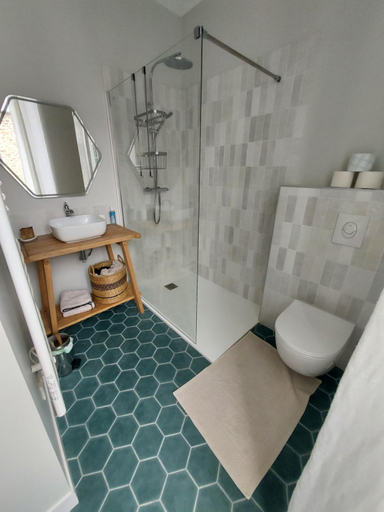 Bathroom 3, Maison Triton et Porcelaine, Ille-et-Vilaine