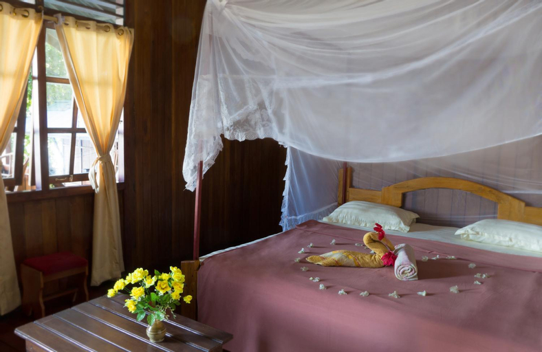 Bedroom 2, Bunaken Divers Sea Breeze Resort, Manado