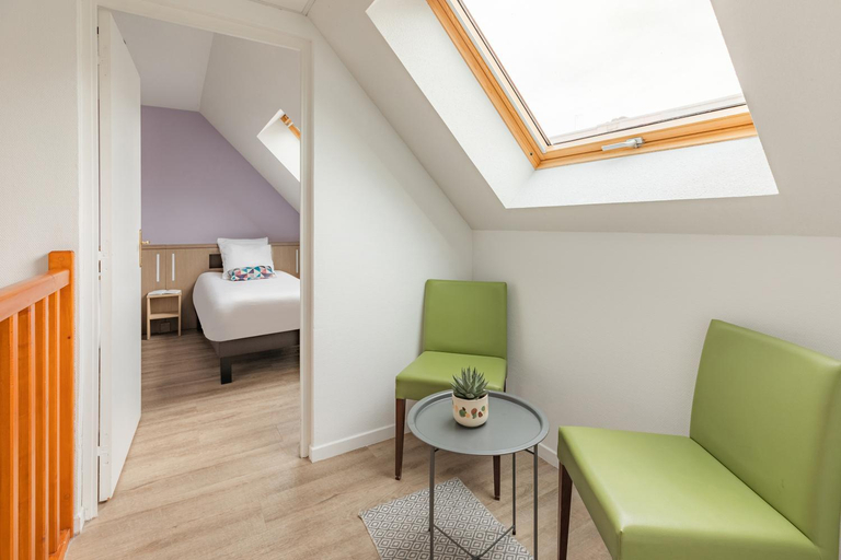 Bedroom 3, Appart'City Confort Pau Centre, Pyrénées-Atlantiques