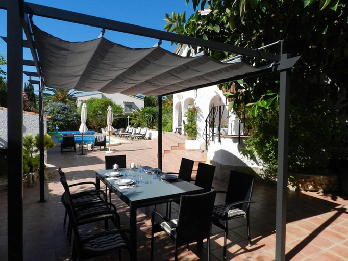 Food & Drinks 5, Villa Tina Para 4 Personas, Alicante
