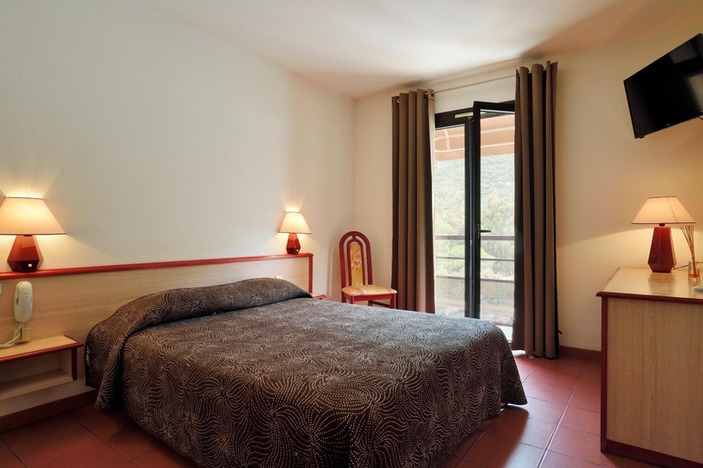 Bedroom 3, Hotel & Restaurant Le Belvedere, Corse-du-Sud