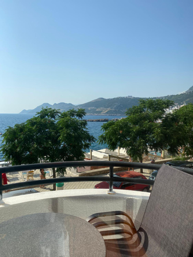 Others 5, DeLux Apartmani