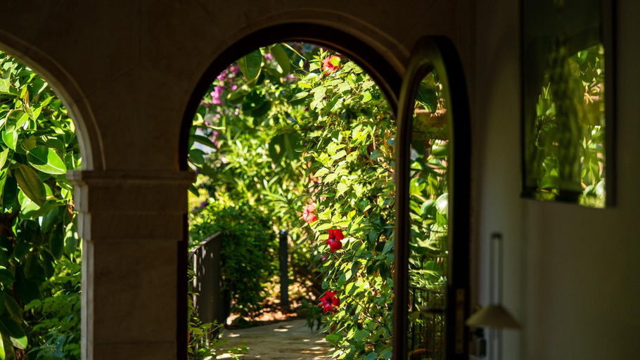Others 5, Hotel Can Verdera, Baleares