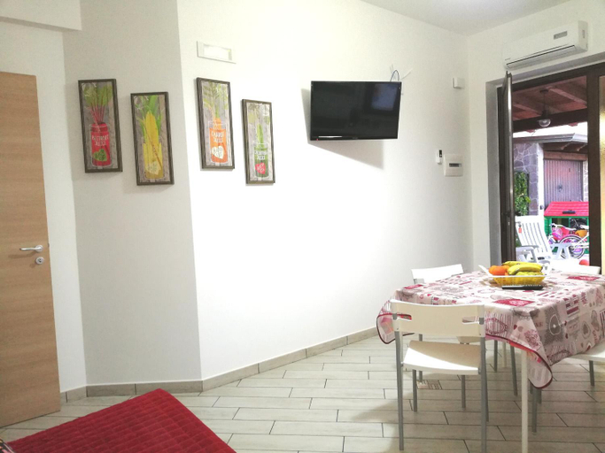 Others 4, Capo d'Orlando Apartments, Messina