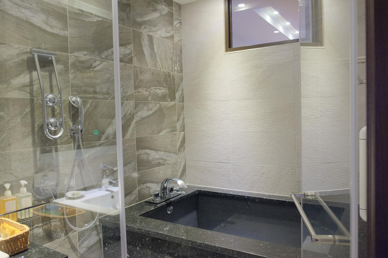 Bathroom 4, The Greenery B&B, Hualien