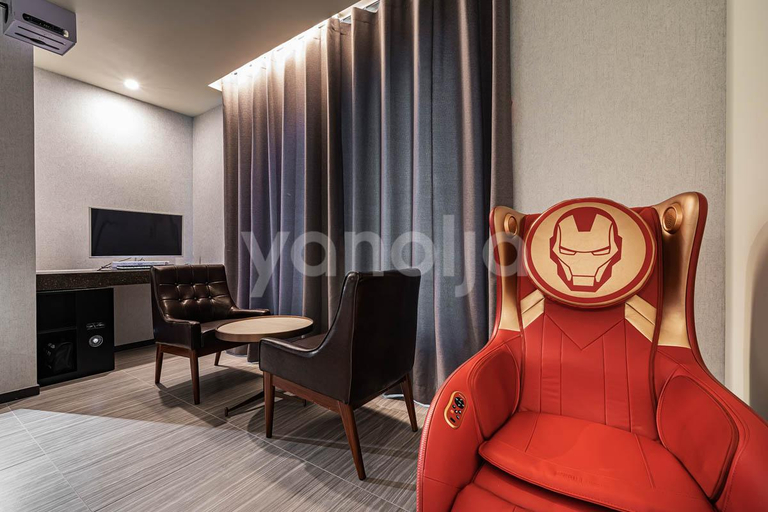 Bedroom 2, Namyangju Mari Hotel, Namyangju