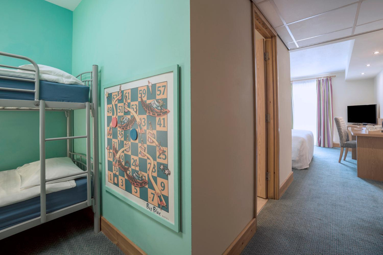 Bedroom 2, The Big Blue Hotel - Blackpool Pleasure Beach, Lancashire