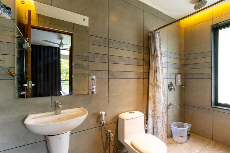 Bathroom 2, K-Mansion, Idukki