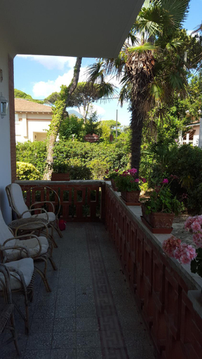 Exterior & Views 4, Villino Piera, 250 m dal mare, Lucca