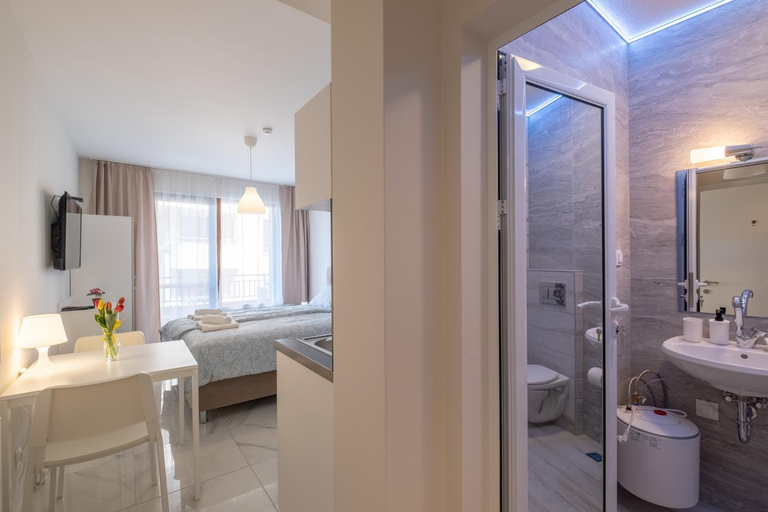Others 4, Sunny Dream Apartments, Stolichna