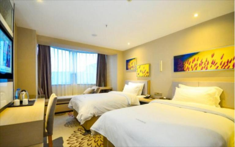 Bedroom 18