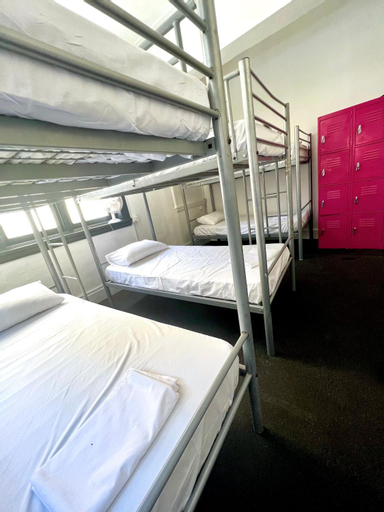 Bedroom 14