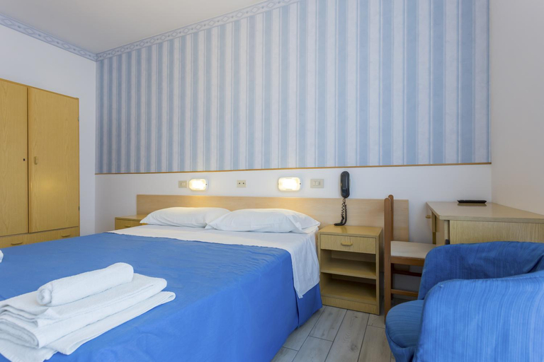 Bedroom 3, Hotel Maris Stella, Rimini