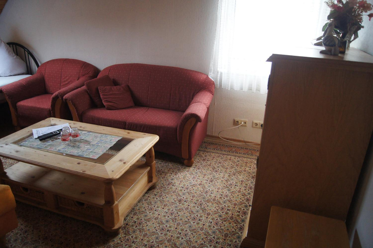 Others 3, Hotel Krone, Ostalbkreis