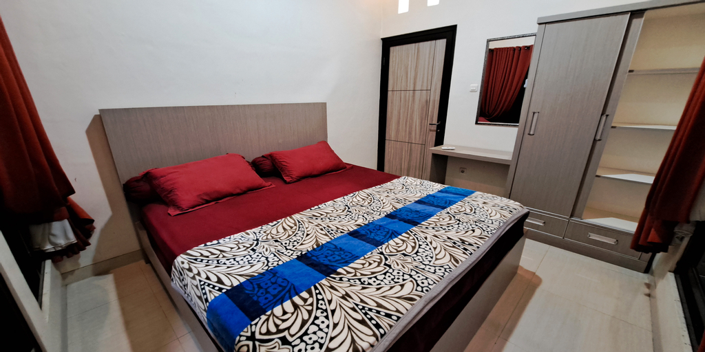 Bedroom 8