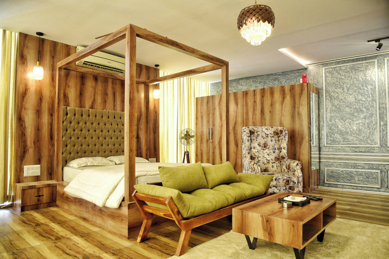 Bedroom 3, Vilasini Inn, Mandya