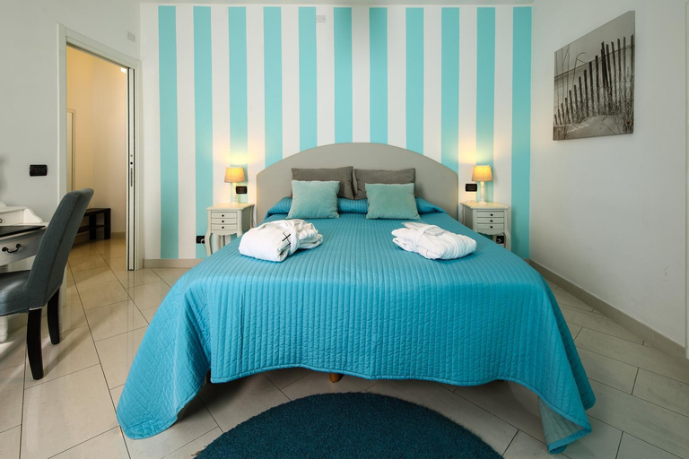 Bedroom 4, B&B Iulia Augusta, Savona