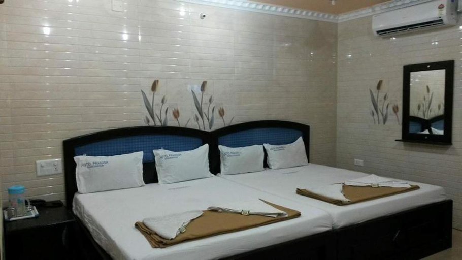 Bedroom 2, Prakash Hotel, Ramanathapuram