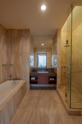 Bathroom 7