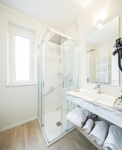 Bathroom 6