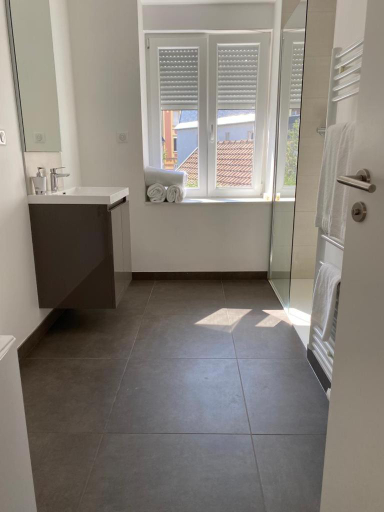 Bathroom 4