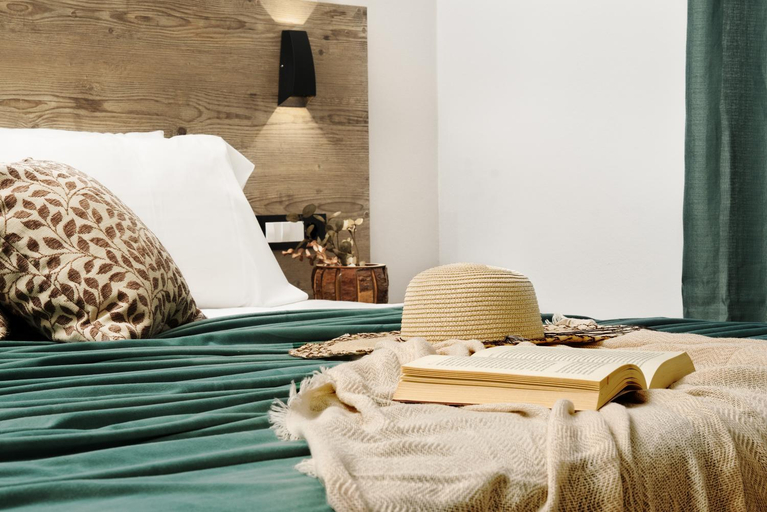Bedroom 2, Stathis Studios I, Ionian Islands