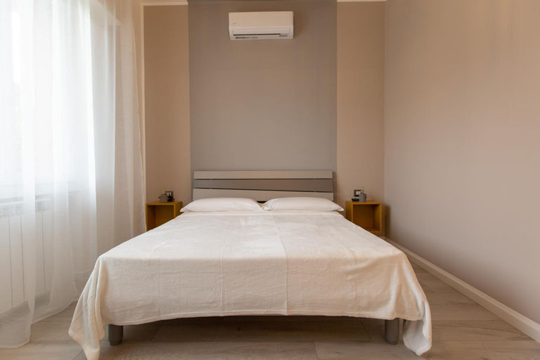 Bedroom 13