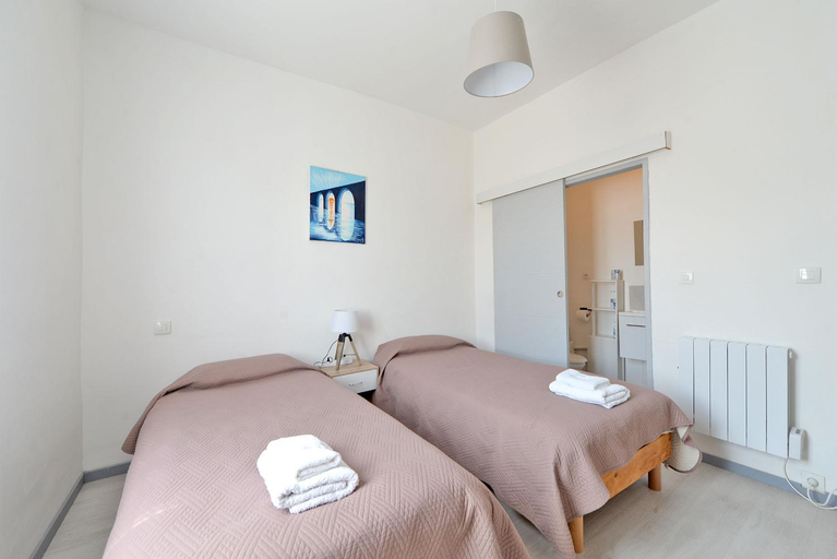 Bedroom 3, COMME A LA MAISON, Aude