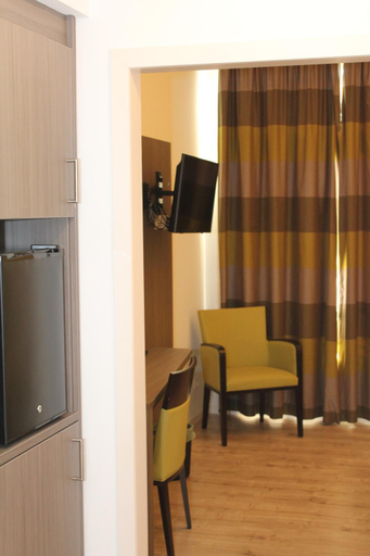 Others 4, Mondo hotel, Vlaams Brabant