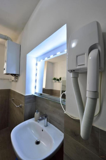 Bathroom 5, a casa di laura.it, Catania