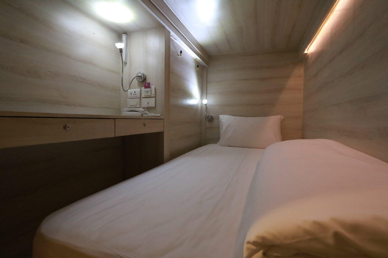 Bedroom 17