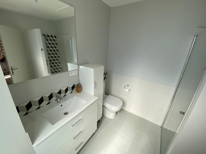 4, Studios Pellisson, Charente