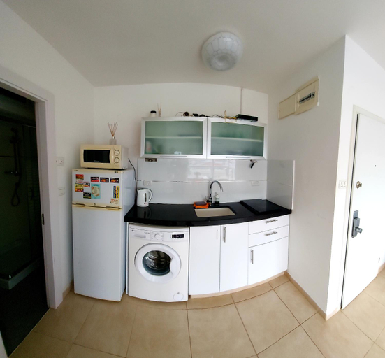 Others 3, Hotel Apartment TLV-bat yam 81