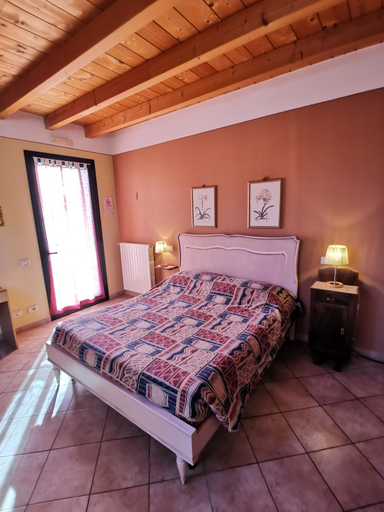 Bedroom 2, Agriturismo Dondino, Mantua