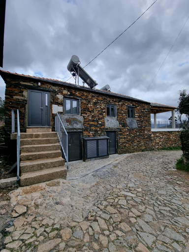 Others 5, Casa de baixo studios, Arouca