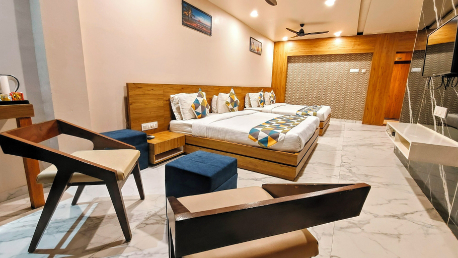 Bedroom 2, The Sky Imperial Unity Inn, Narmada
