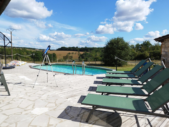 Others 2, Gîte avec piscine Chez Labaurie, Charente