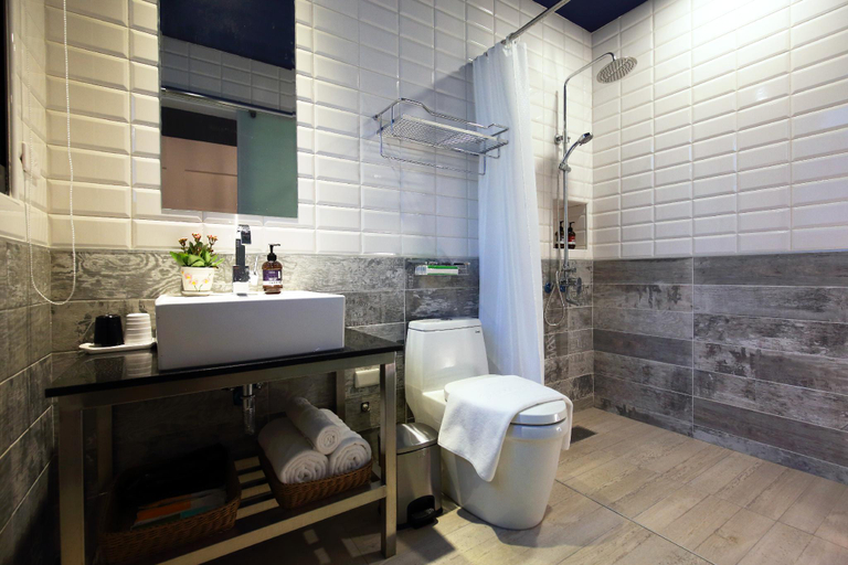 Bathroom 4, The Compass INN, Hualien