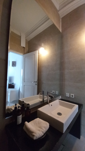 Bathroom 4, Lumiere Hotel Gili Trawangan, Lombok