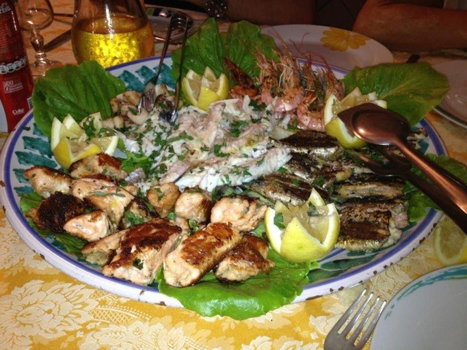 Food & Drinks