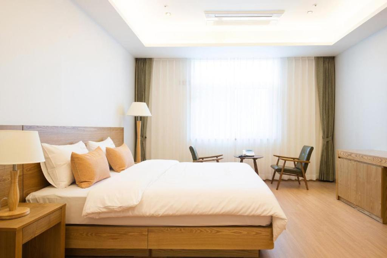 Bedroom 9