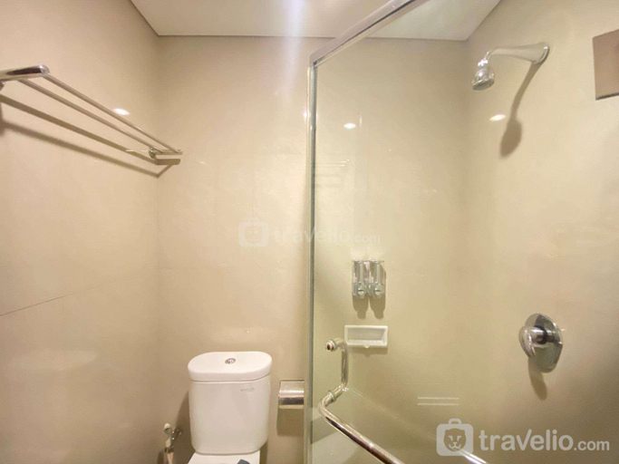Bathroom 3, Spacious 2BR Apt at El Royale near BIP By Travelio, Bandung